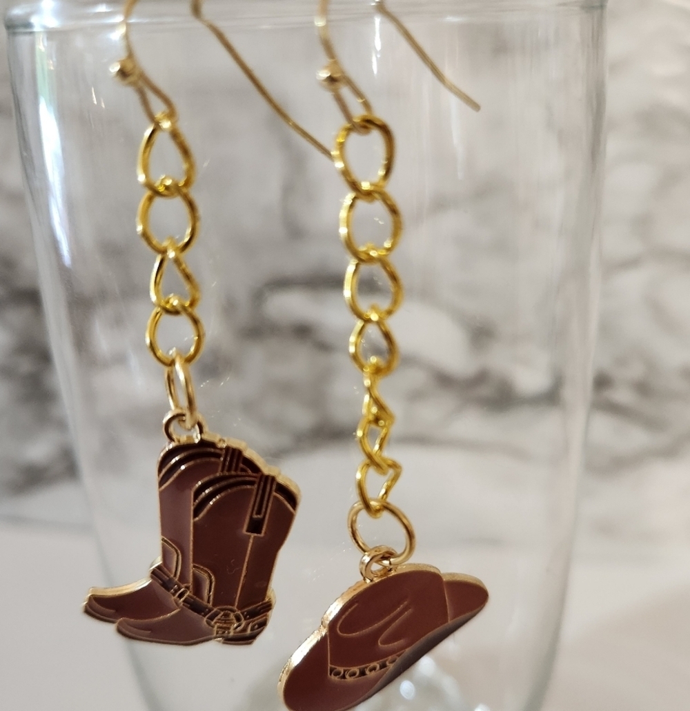 Hand Crafted Gold and Brown Cowboy Boot and Hat Pierced Earrings - Picture 3 of 6